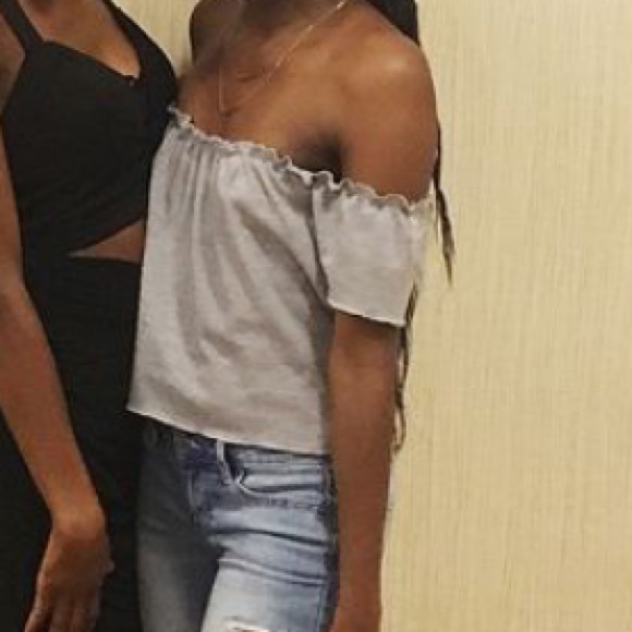 Off the shoulder top - Picture 2 of 5